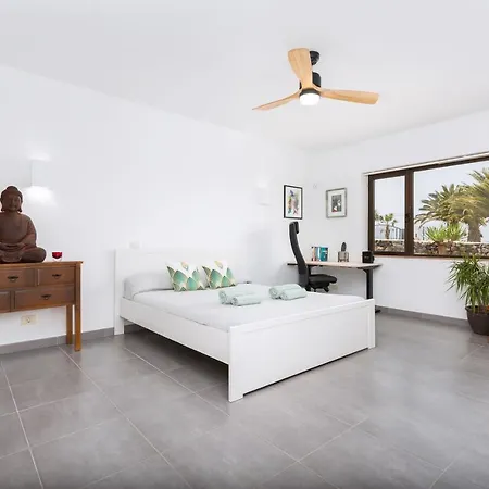 Home2book Casa Hinode * Villaverde